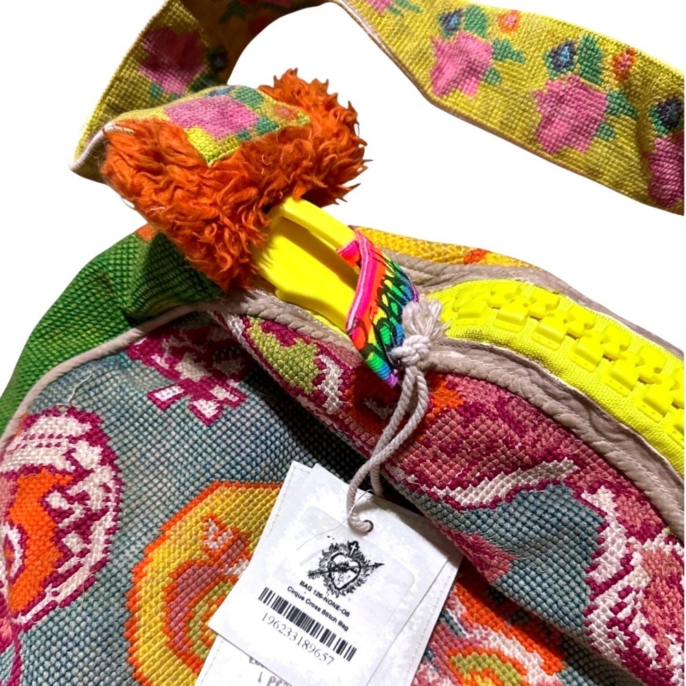 Magnolia Pearl Colorful Indian Circus Carryall  Bag Sherpa Lining HUGE Zipper - Picture 4 of 16